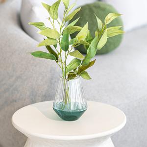 فازة مموجة خضراء وودي