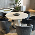 فورزا طاولة طعام دائرية بدون كراسي وودي