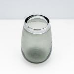 فازة شفافة وودي