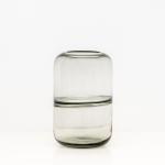 فازة شفافة وودي