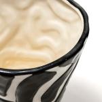 فازة سيراميك مزخرف وودي