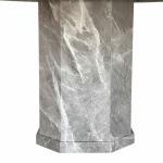 لومار طاولة طعام رخام صناعي بدون كراسي وودي