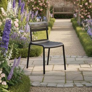 هيلين كرسي للمقاهي والحدائق - أسود CH1