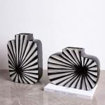 مزهرية مخططة وودي