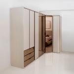 أكورسا دولاب ملابس كريمي 7 أبواب وودي