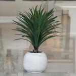 مركن فخار رصاصي صغير وودي